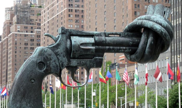 Potências mundiais atrasam tratado histórico de comércio de armas