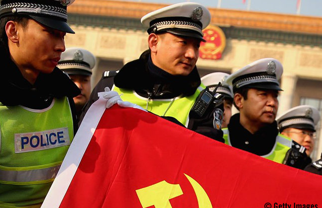 Ativistas e advogados de direitos humanos em risco de penas até 15 anos de prisão na China sob acusações de segurança do Estado