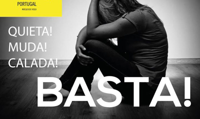 Tertúlia sobre a violência doméstica acende velas pelas mulheres em Viseu