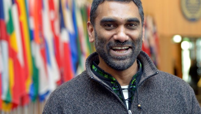 Amnistia Internacional designa Kumi Naidoo como próximo secretário-geral