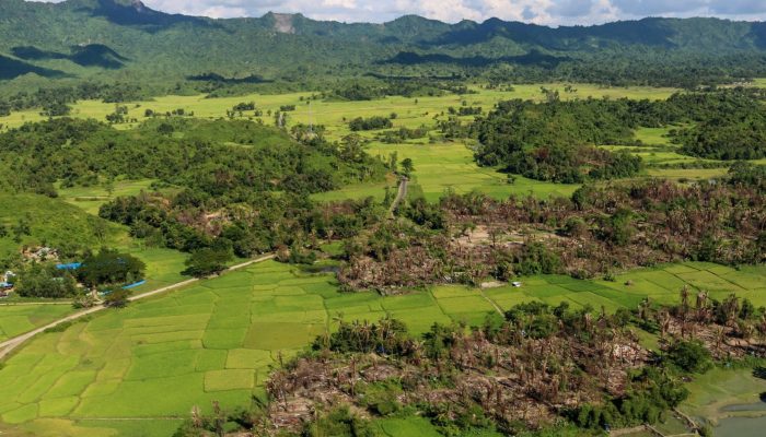 Exército de Myanmar apropria-se de terras e constrói bases em aldeias rohingya