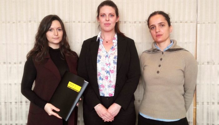 Amnistia Portugal entrega à Noruega pedido de milhares de vozes para que Taibeh Abbasi não seja deportada para o Afeganistão