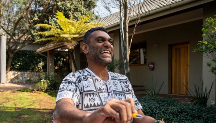 “Maior, mais ousado e mais inclusivo”: a visão de Kumi Naidoo para os direitos humanos