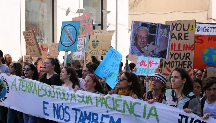 Clima: em solidariedade com os estudantes de todo o mundo