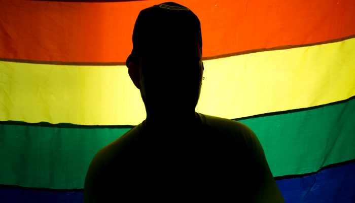 Brunei: Apedrejamento de homossexuais não pode tornar-se lei