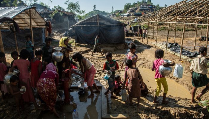 Bangladesh: A geração perdida de crianças Rohingya