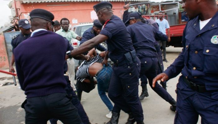 Angola: Amnistia lança alerta antes da visita de Angela Merkel