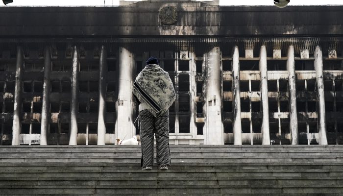 Cazaquistão: Apelo para libertação de manifestantes detidos