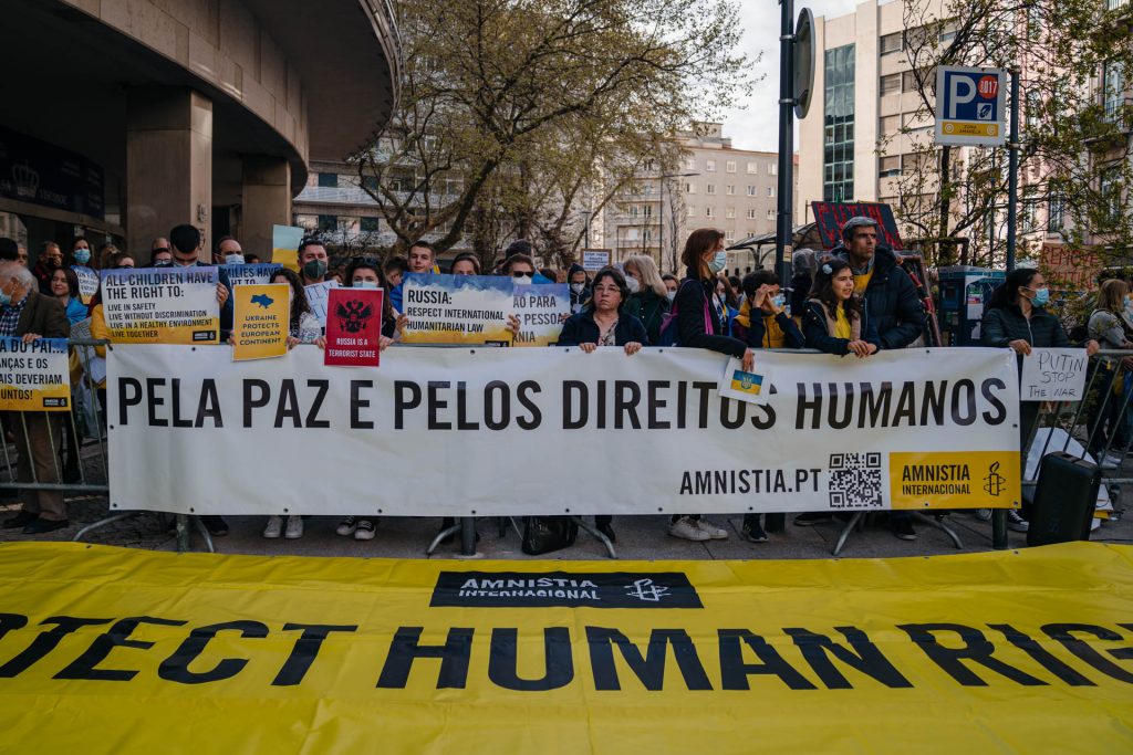 Visão  Manifestação de ucranianos frente a embaixada da Federação