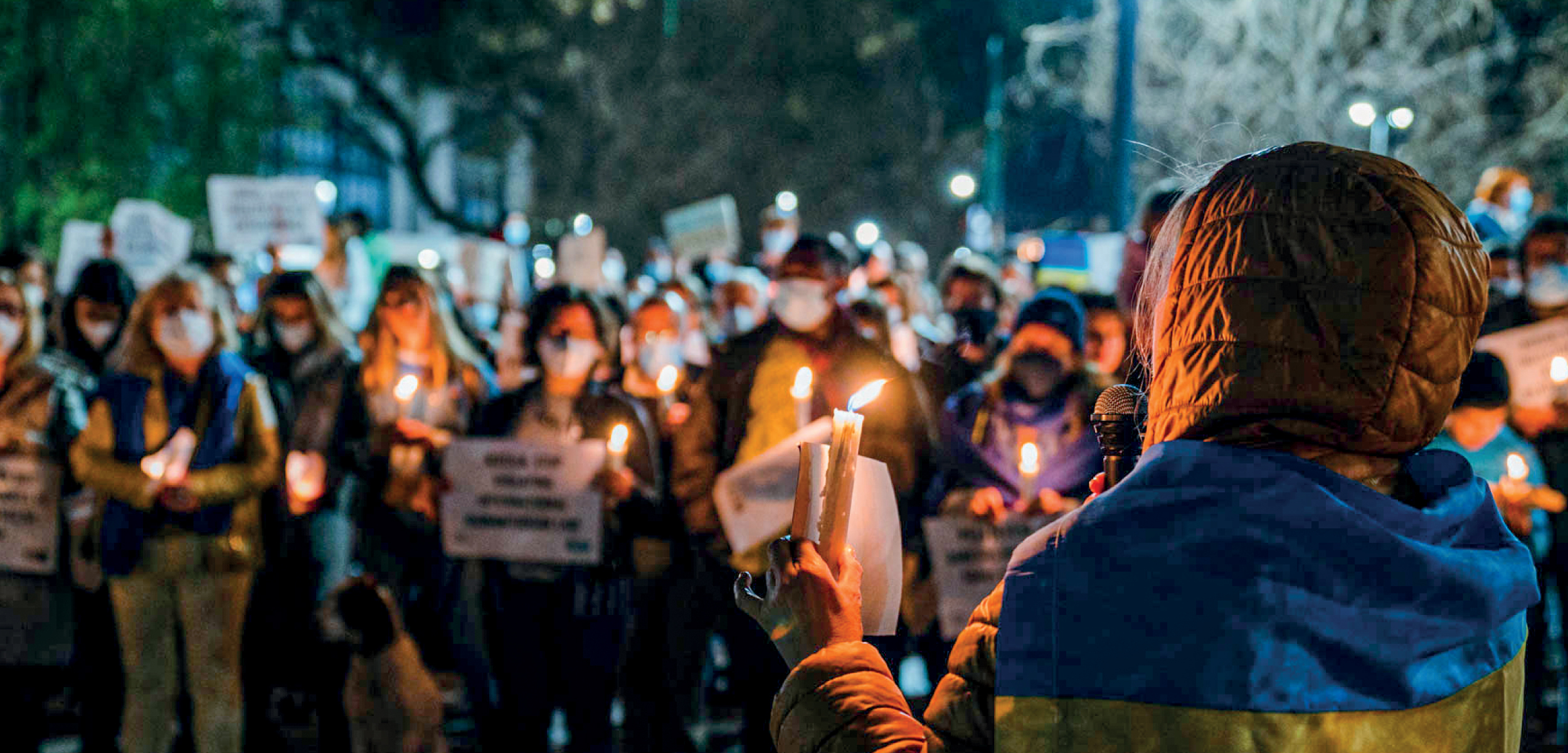 Manifestação de ucranianos frente a embaixada da Federação russa