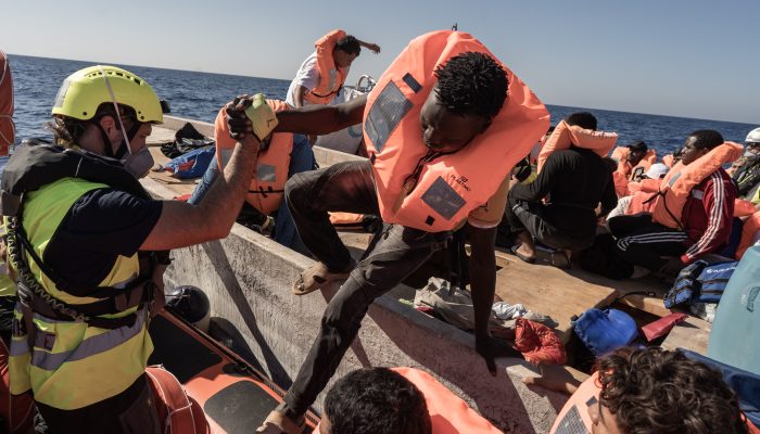 Itália: Medidas punitivas a embarcações de salvamento podem custar vidas no mar