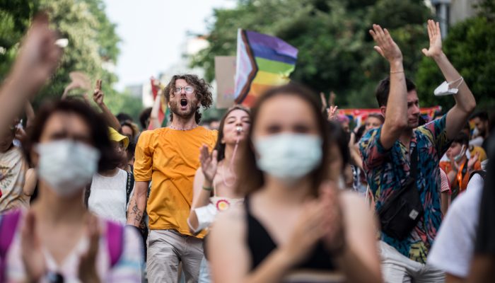 Amnistia Internacional lança curso gratuito para proteger a Liberdade