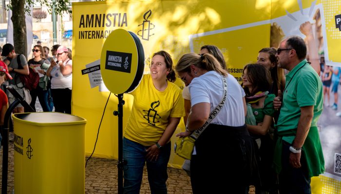 Amnistia Internacional promove campanha pela liberdade nos concertos dos Coldplay