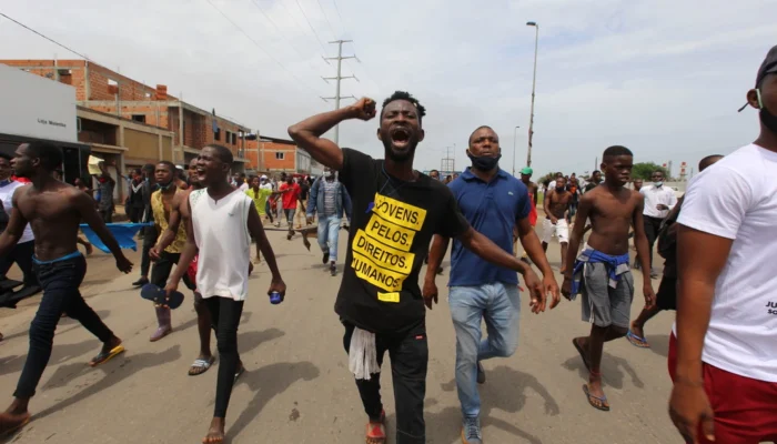 Angola: Polícia deve evitar uso excessivo da força durante manifestações