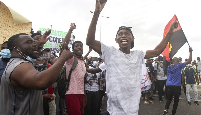 Angola: Convite a presidente angolano para os 50 anos do 25 de abril desrespeita vítimas da repressão