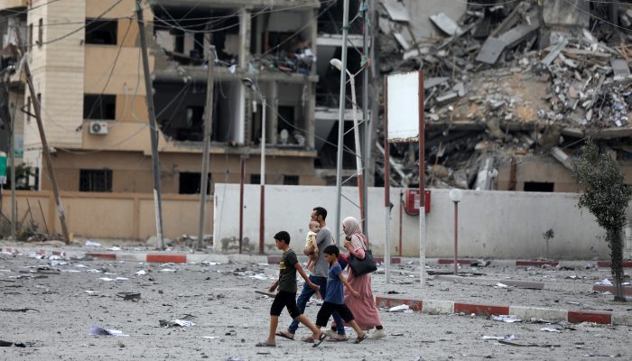 Investigação: Ataques israelitas que matam famílias em Gaza podem constituir crimes de guerra
