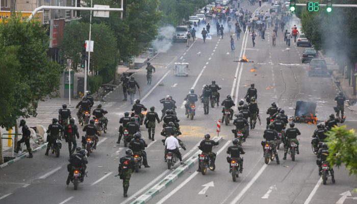 Irão: Nova vaga de ataques brutais contra manifestantes Baluchi