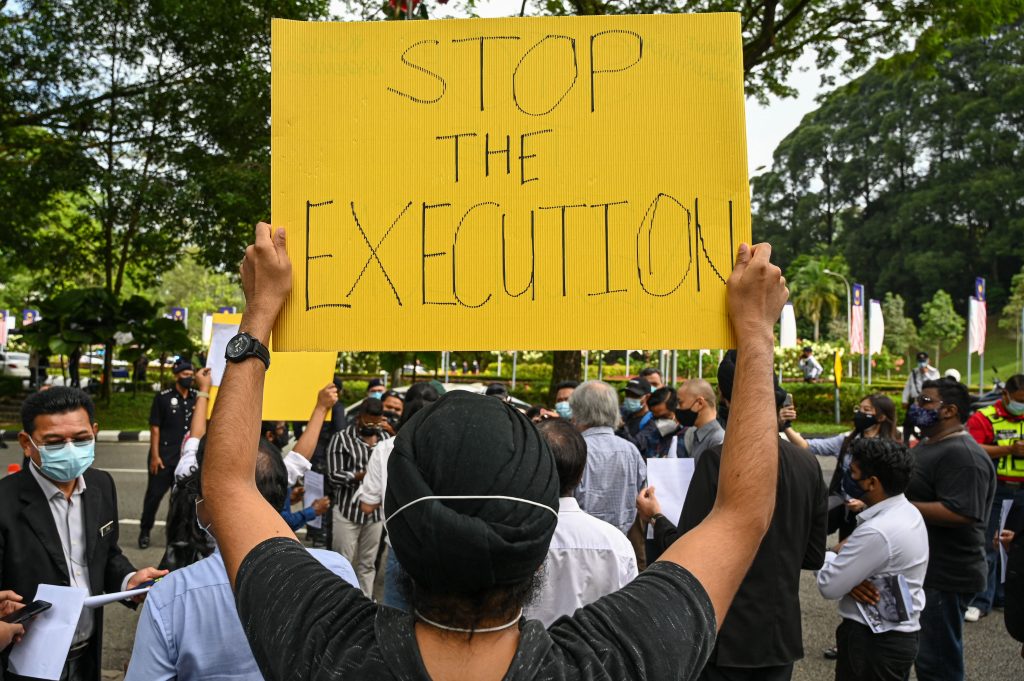 Protesto contra a execução.