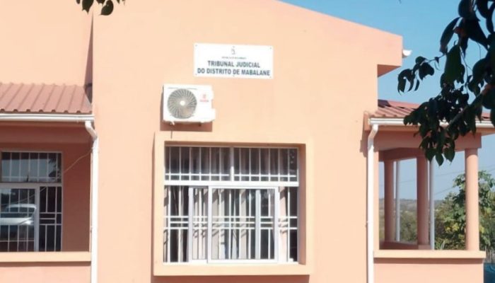 Moçambique: Seis polícias condenados por disparar contra manifestantes