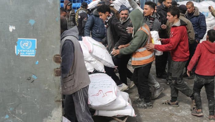 Israel/TPO: proibir a UNRWA é criminalizar a ajuda humanitária